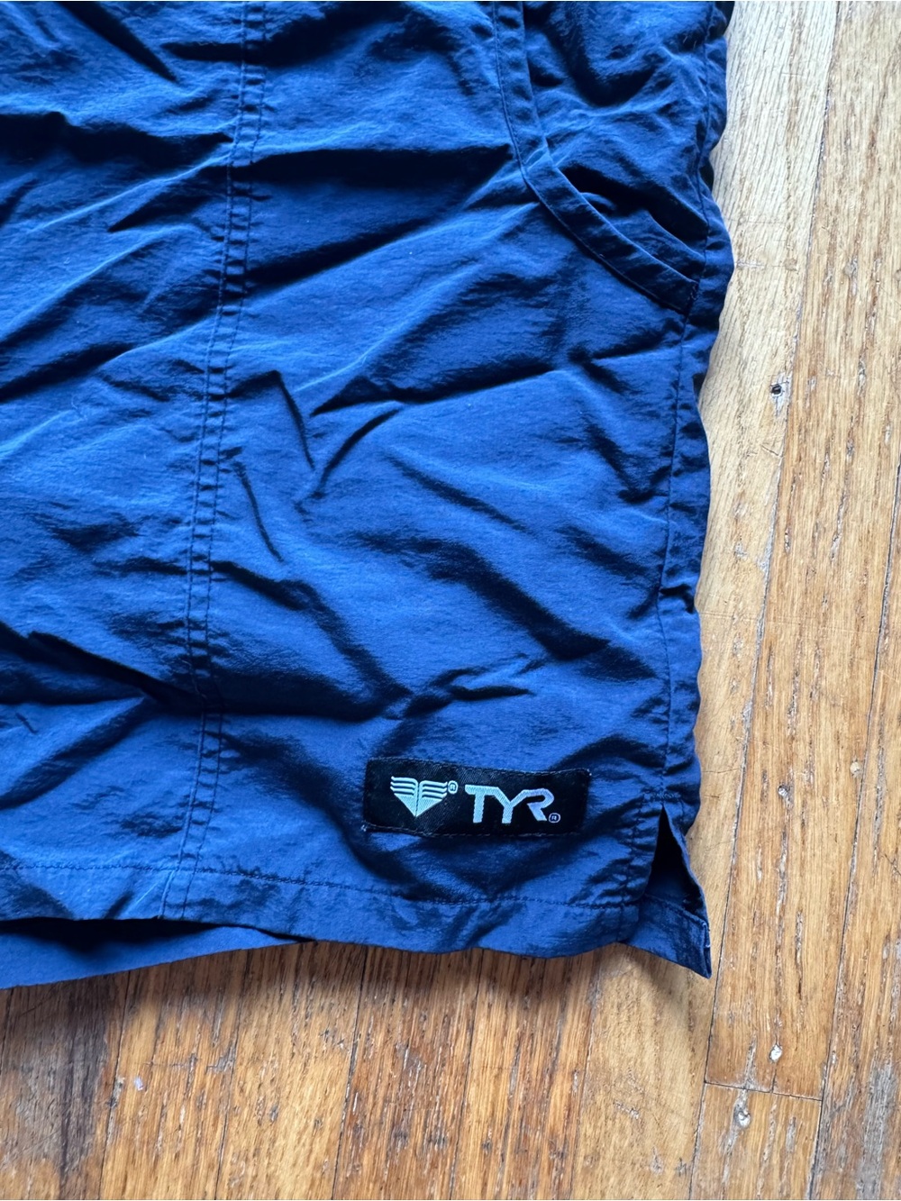 TYR SWIM SHORTS - Picture 2 of 6